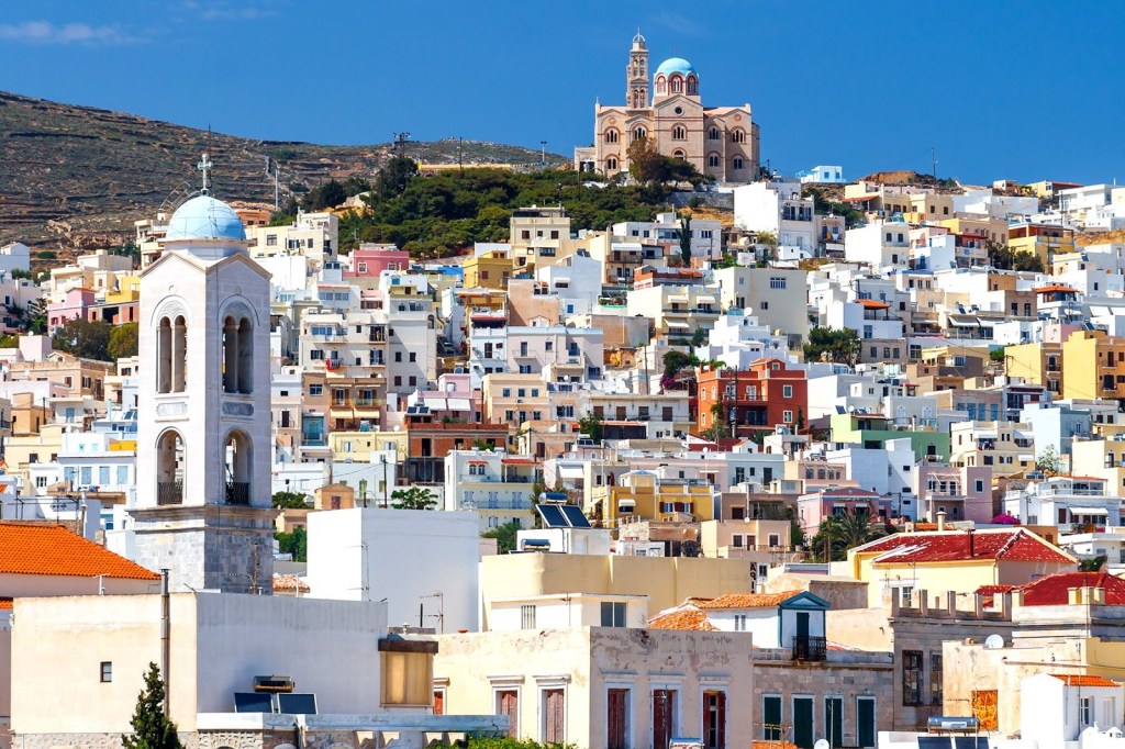 8 ελληνικοί προορισμοί για να γιορτάσεις φέτος το Πάσχα